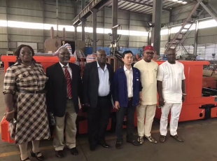 四川尼日利亞考察團(tuán)來(lái)潭考察湘潭市宇通牽引電氣有限公司