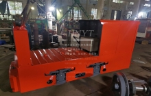 山東5噸架線式電機(jī)車(chē)發(fā)貨