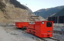 貴州CTY5噸湘潭井下蓄電池電機(jī)車現(xiàn)場視頻