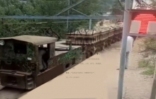 貴州工齡十年的架線式礦用電機(jī)車還是動力十足