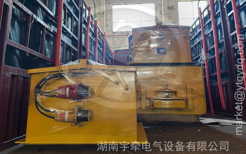 2.5噸蓄電池湘潭電機(jī)車(chē)發(fā)往海外