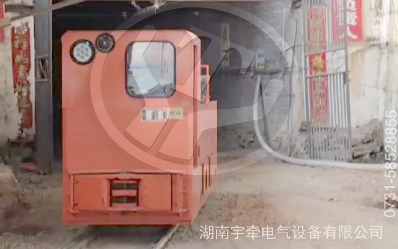 湘潭礦用10噸架線式電機(jī)車投入礦山生產(chǎn)