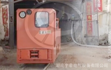 貴州湘潭礦用10噸架線式電機車投入礦山生產(chǎn)