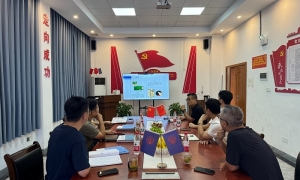 煤礦客戶參觀考察湘潭電機車廠家